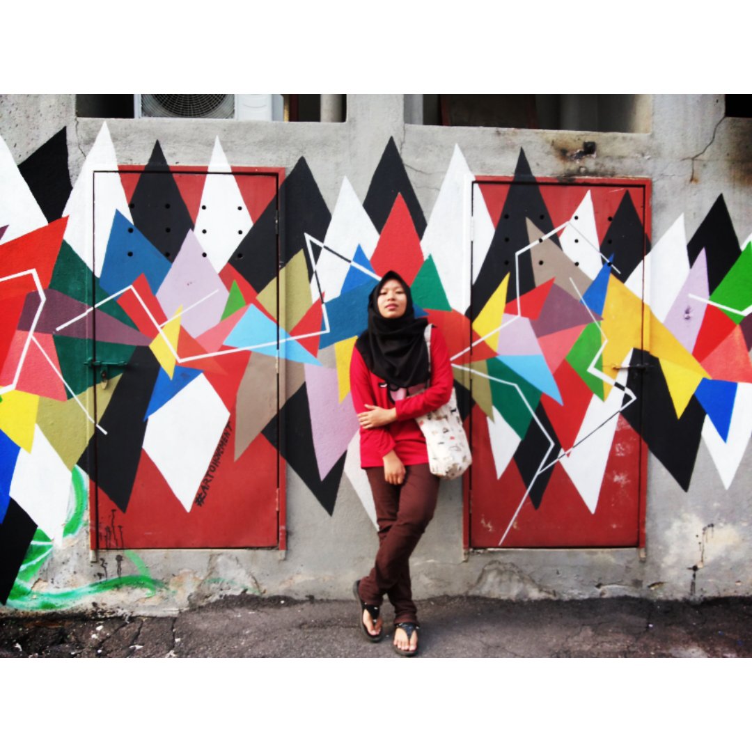 intanphyla's tweet photo. Seketul🌸
#lamanseni #OOTD #Worlds #FixMyLife #shahalam #seksyen17 #freedom #freelance #modeling
#modelsearch 😂😂 https://t.co/nqYvg7qQj3