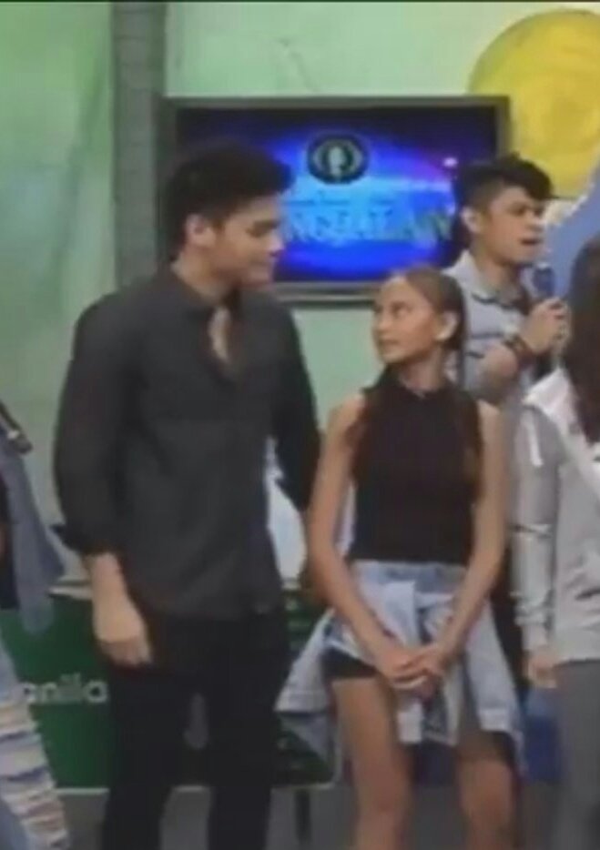 Baliwsya26's tweet photo. Marco marami tlaga nahuhumaling Kay rita look oh .
#ASAPAskMarco https://t.co/1BFCMLlUTx