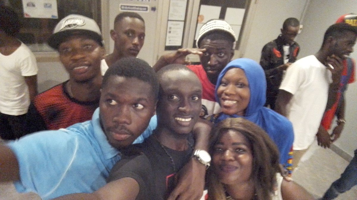 ElJay_Gm's tweet photo. Actually wat happened was we SLAUGHTERED MERCILESSLY
#BBB Concert was lit, nuff respect to @SilkyCriss
#TeamKunda
#PenchaBi
#AllianceJan14 https://t.co/Nm7UU6TdWL