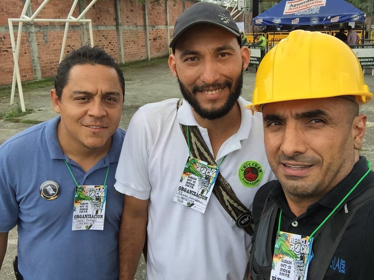 TeslaTIC's tweet photo. Recicla X Rock Municipio Montenegro Quindío. @ReciclaxRock @MinAmbienteCo @InnovacionEje @Ministerio_TIC https://t.co/CVc88psgIP