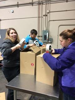 SAU_PTDept's tweet photo. PT Students participated in #PTDOS at River Bend Foodbank. Filled 2200 bags of food for those in need. https://t.co/alUc3abmlf