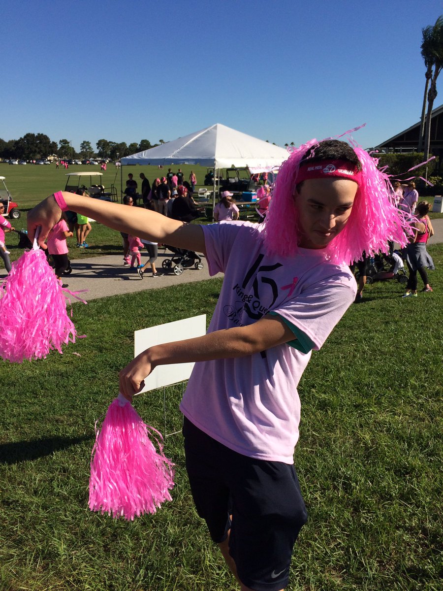 Nathan_Janneman's tweet photo. Just went to a 5k run for breast cancer awareness! https://t.co/lnid2iFGXH