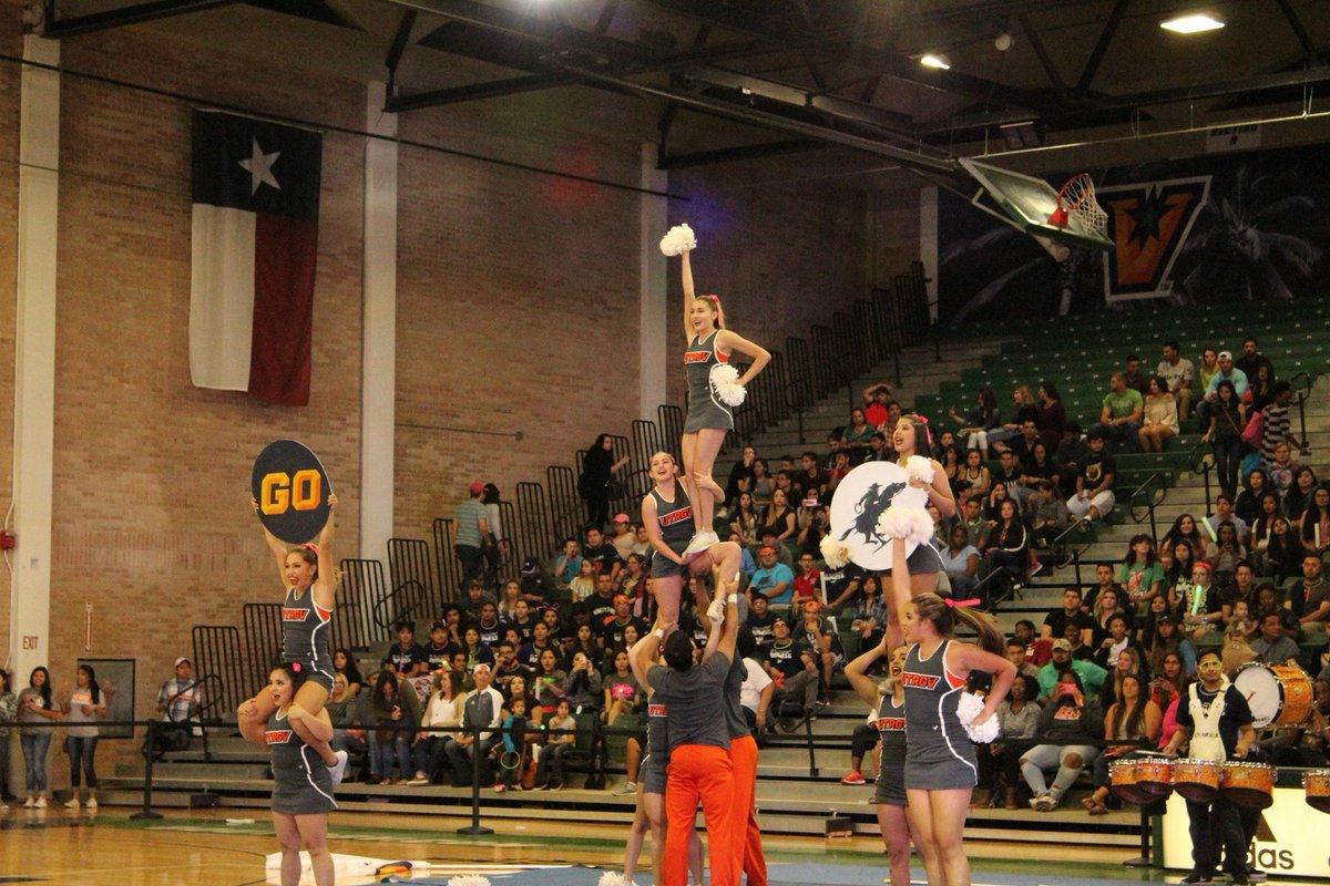 UTRGV Cheer Team tweet media
