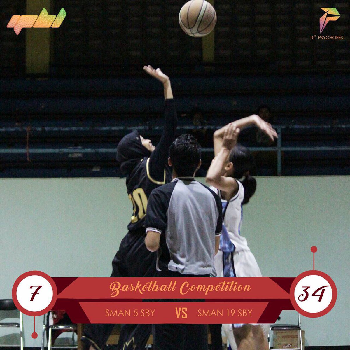 PsychofestUNAIR's tweet photo. [BASKET] Ini dia hasil pertandingan pertama hari ini. SMAN 19 SBY memenangkan pertandingan dengan skor 34-7.

Selamat kepada SMAN 19 SBY https://t.co/aWxjpTWrMj