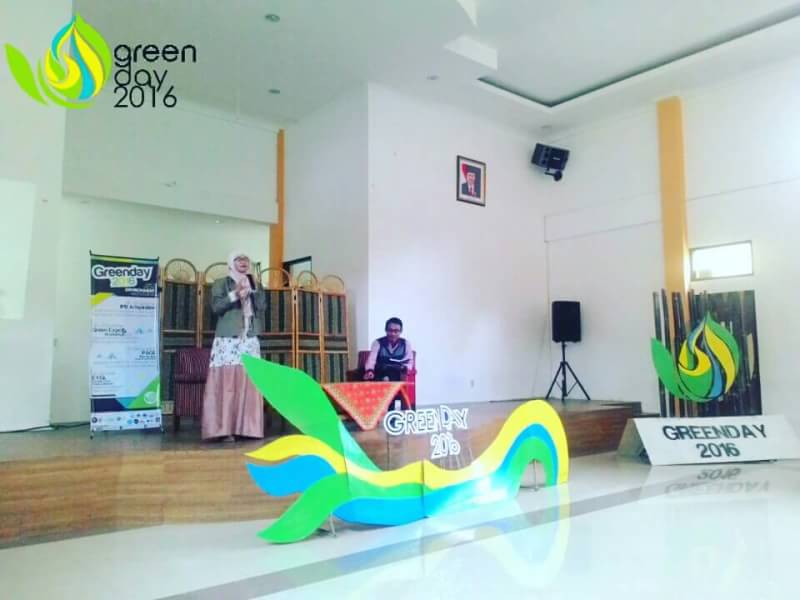 Talkhsow dr Manager Greeneration Foundation Indonesia .
Tema: "Aksi Nyata Generasi Muda dalam Mewujudkan Indonesia Berperilaku Hijau"