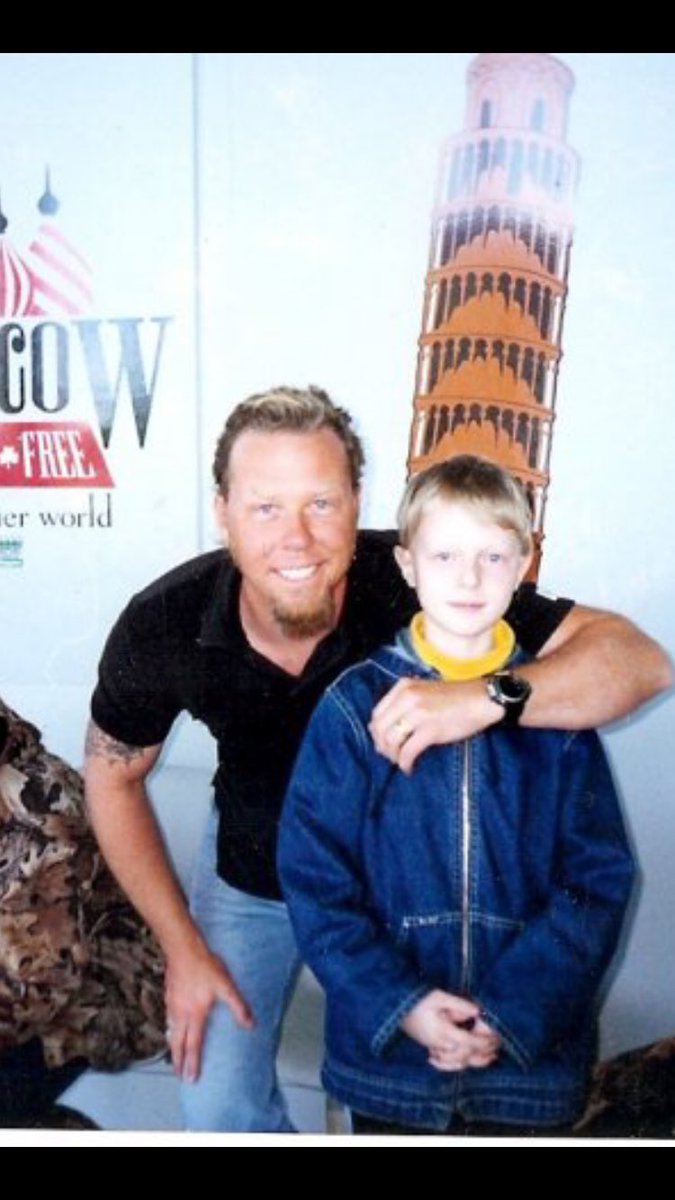 julia_khatch's tweet photo. @Metallica We're here at the Bridge School Benefit concert! My husband met James Hetfield 15 years ago in Russia. #metatbridgeschool https://t.co/1hy37myMwJ