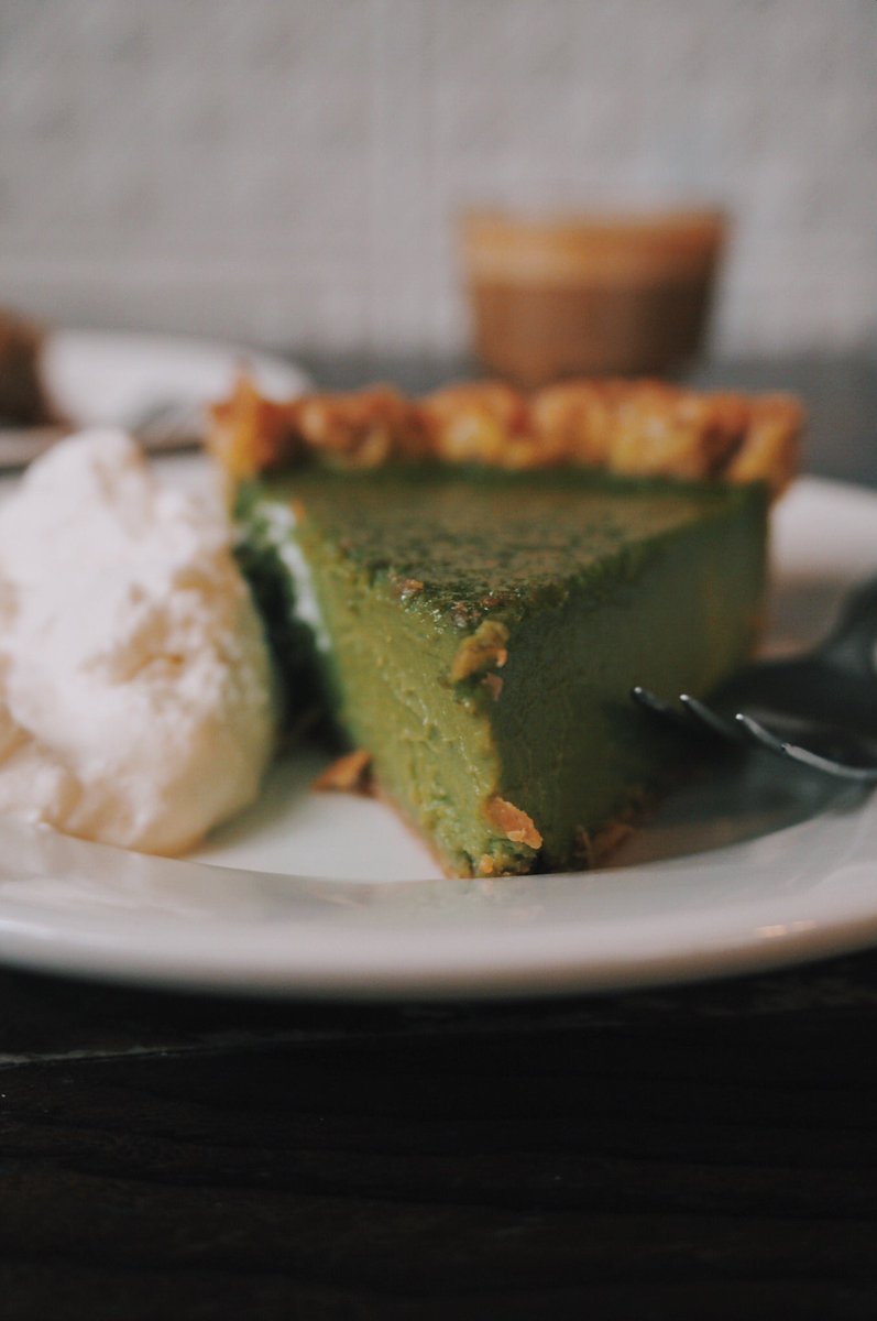 here__say's tweet photo. MAGICAL GREEN PIEEEEEEEE https://t.co/pFUChi0MlR