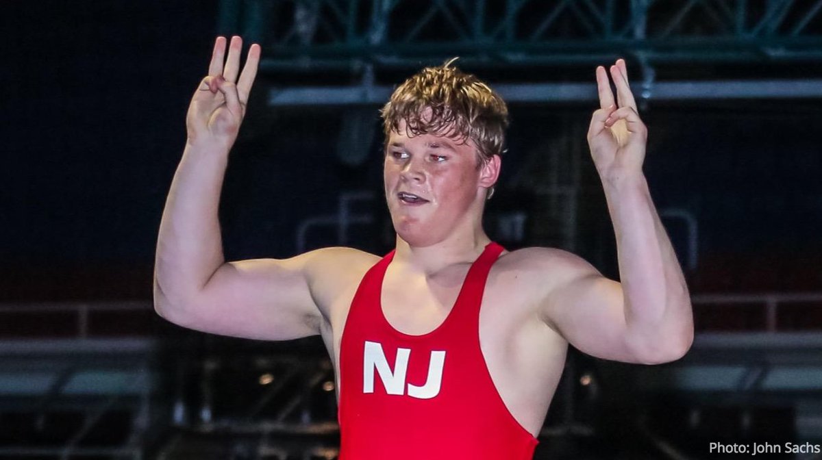 FloWrestling's tweet photo. Northwestern, ya gotta chill!  Another BIG TIME recruit headed to Evanston. Congrats @KarolyRyan https://t.co/P3J36mWooq https://t.co/sEDhddDAPc