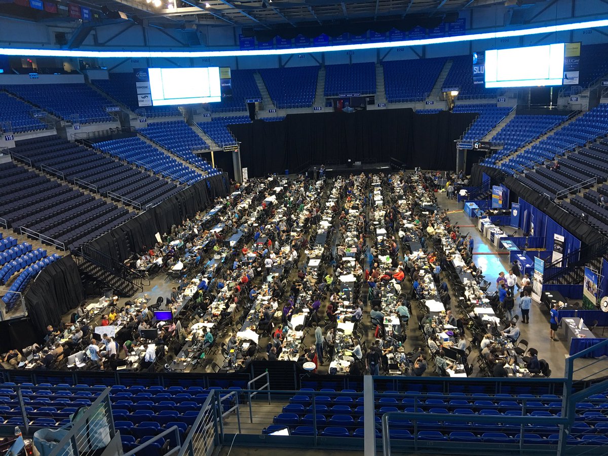 pheirendt's tweet photo. #globalhack6 - Day 2 teams are cheering as they have breakthroughs #HackHomelessness #STL https://t.co/CbVvD3KcVT