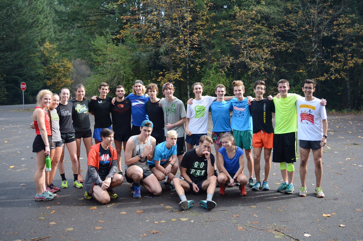 UORunning's tweet image. Opponents by night, running friends by day. Successful group run at the Hardesty Trail with OSU club.