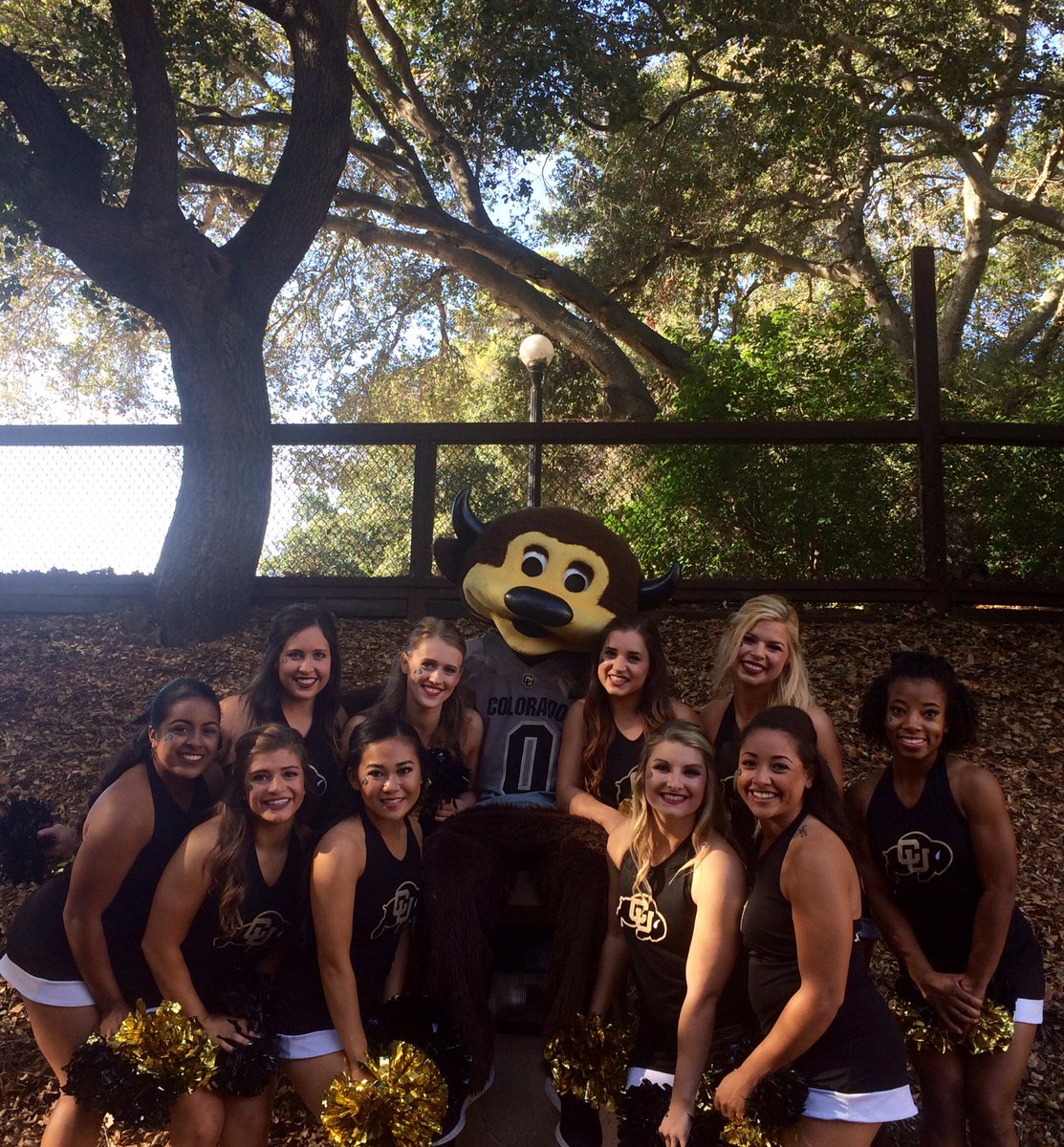 CUSpiritCoach's tweet photo. Such a great gameday at Stanford today.  #gobuffs #Bowlbound #therise https://t.co/3HUziGS5jZ
