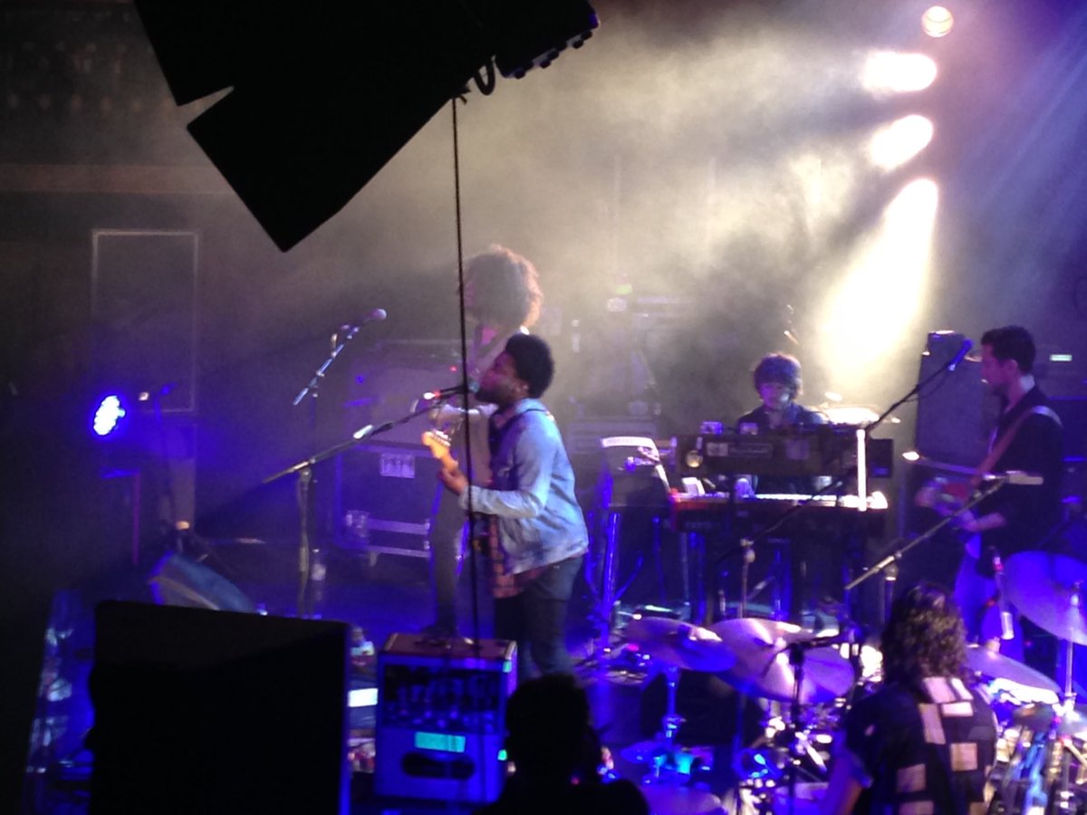 Mercury_13's tweet photo. Amazing gig @michaelkiwanuka - 'Cold Little Heart' one of the greatest tracks ever! https://t.co/8XQ2ImSa18