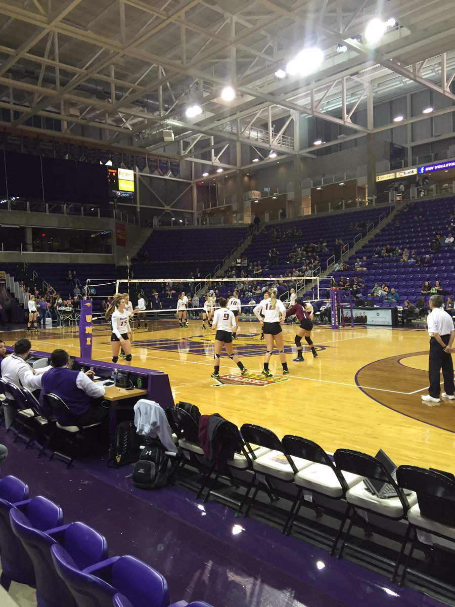NBMusicRocks's tweet photo. Go dogs!!  Supporting my niece as SIU take on UNI! https://t.co/MMJ9ydMP0A