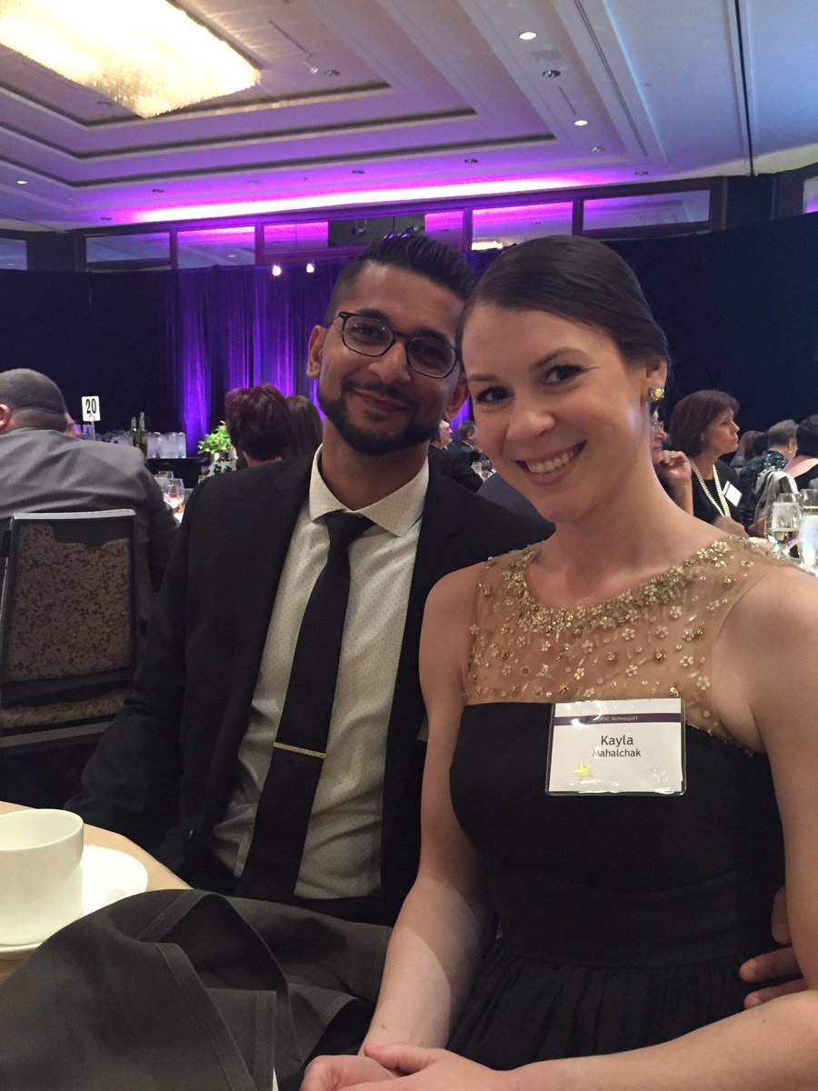 DawndraJ's tweet photo. Celebrating UPMC McKeesport ACEs!!! #2016LifeChangers https://t.co/yayiOVyVCb