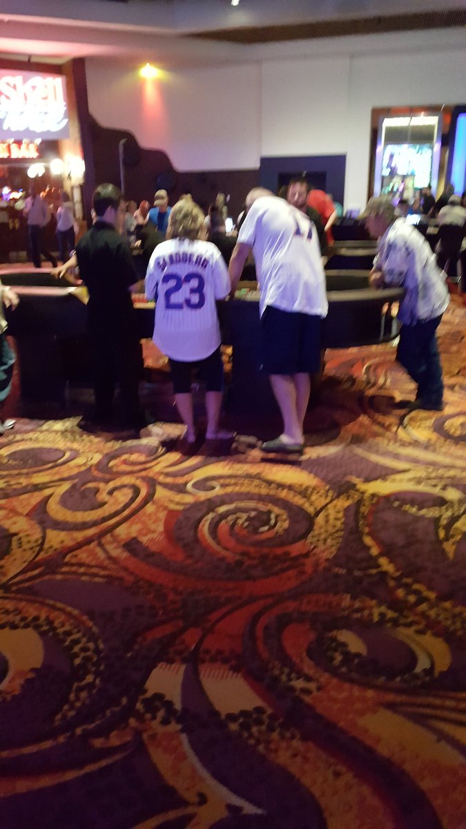 TBuch80's tweet photo. @bustedcoverage Sandberg and Grace trying their luck before the game. https://t.co/KdSt9IH4UC