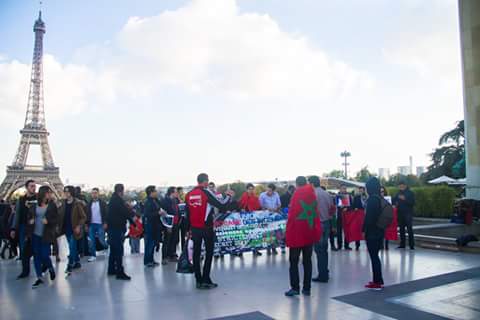 058_hajar's tweet photo. Voici les photos du Sit-In qui s'est tenu aujourd'hui à Paris !
Un grand chapeau aux organisateurs . 
#contre_la_fusion 
#DALS https://t.co/s9Ynt5PzyP