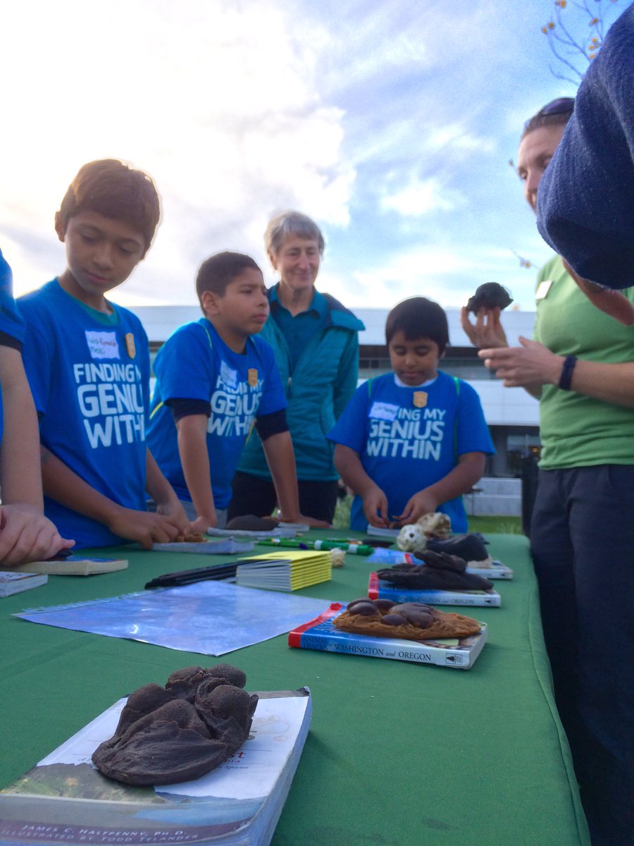 SecretaryJewell's tweet photo. Proud to announce $165K donation from @google to get kids outdoors &amp; connect to nature #EveryKidinaPark #LetsMove https://t.co/c4S3pICy9L