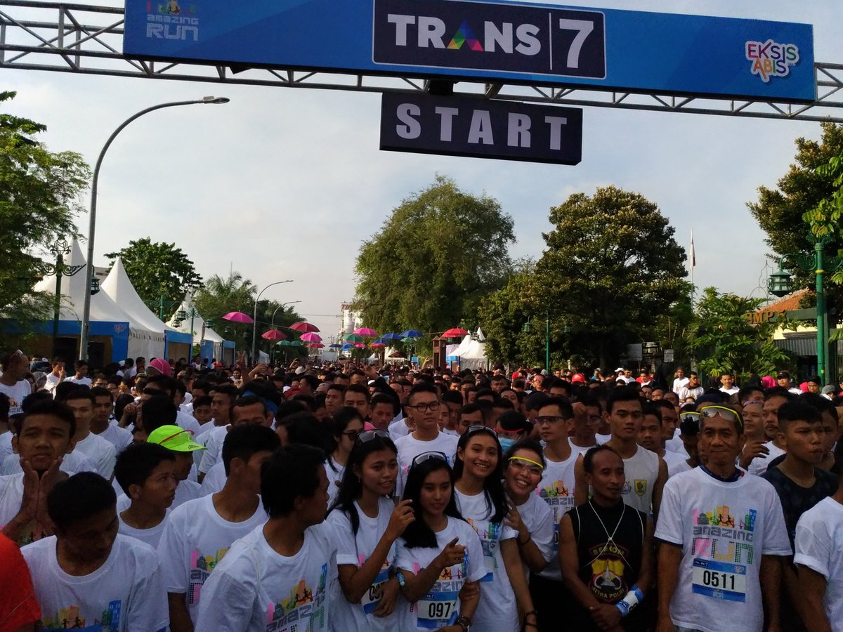 AgendaSOLO's tweet photo. Udah mau mulai nih #AmazingRunSolo @TRANS7 https://t.co/HcstBfKRtI