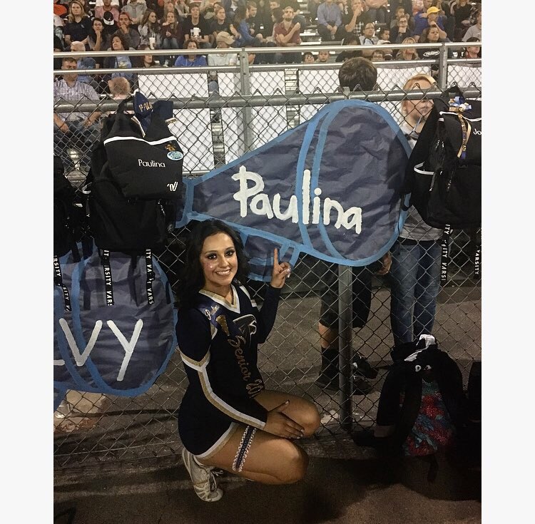 paulinamarieeee's tweet photo. #beatbasic #SeniorNight #dub https://t.co/EgwuhYo4AB