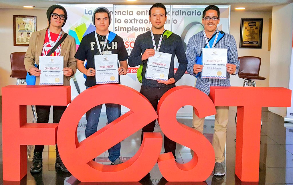 PacoTrejoR's tweet photo. ¡Muchas Gracias @DesignFest2016 por aportarle 10 años de creatividad, talento y mucho diseño a México! #CreativosDeZacatecas #Presente https://t.co/GmFxROW1B5