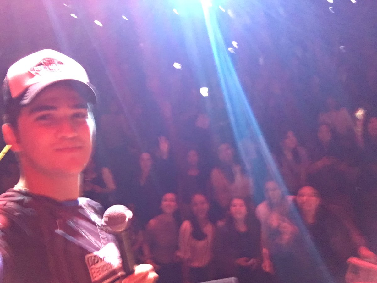 LucahOficial's tweet photo. #elmomentolucah https://t.co/oP1tkkh8ny
