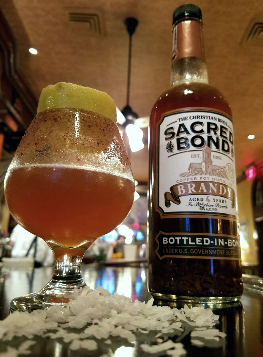 Anyone else cuckoo for Coco-Crustas?
Toasted coconut infused Brandy, coconut sugar rim, tasty!