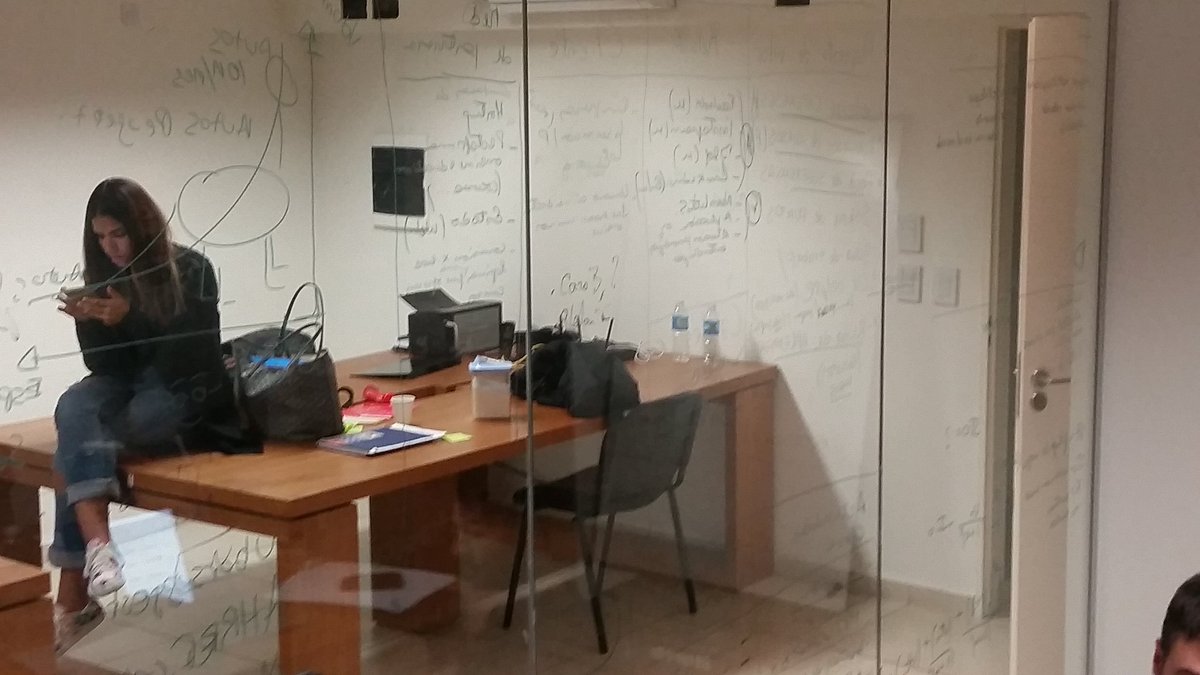 icoperazzo's tweet photo. Sigue #SWLaPlata en @lphub con 4 startups trabajando sus pitchs para mañana https://t.co/eShm9R4Yzb