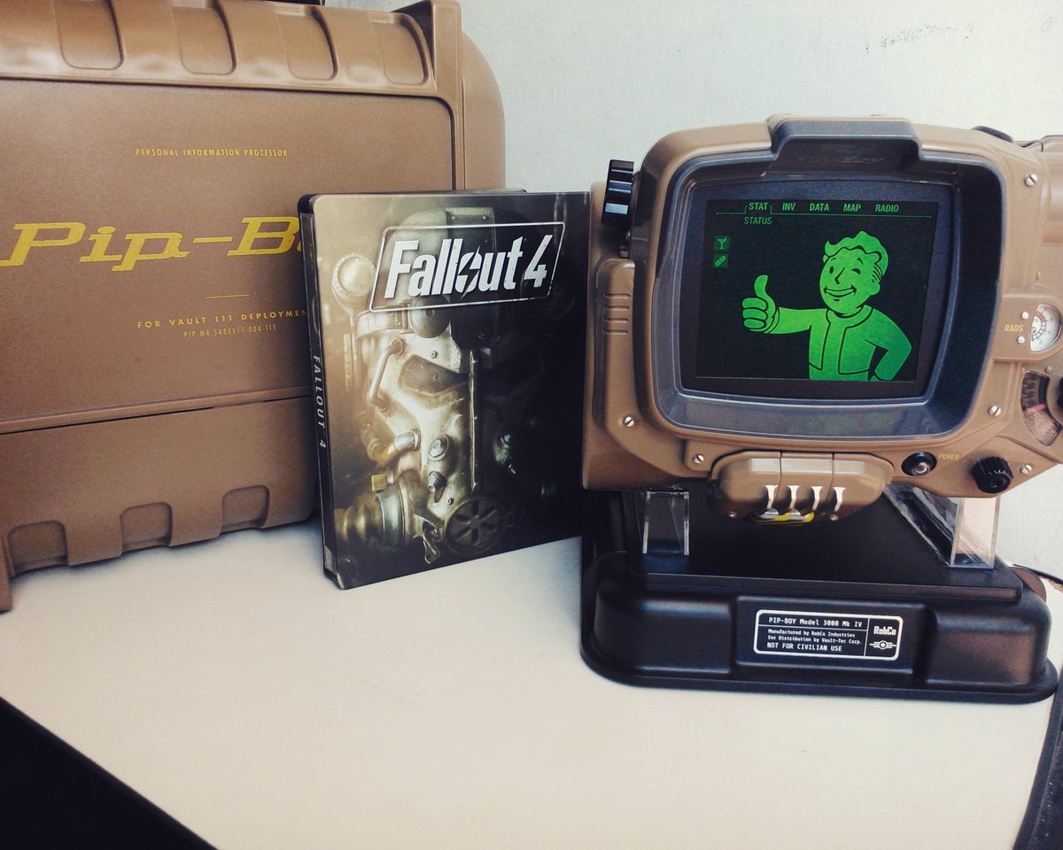 Matt26F's tweet photo. Thanks @BethesdaStudios @bethesda :') #Fallout4 #PipboyEdition #Fallout https://t.co/AFSGtDRSTL