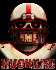 1022Tiger's tweet photo. My team WON!!! Happy #birthday to me! #huskers #NEBvsPUR #footballchicks #huskerfootball #Nebraskafootball #armstrongone #football https://t.co/0wONBOnnmc