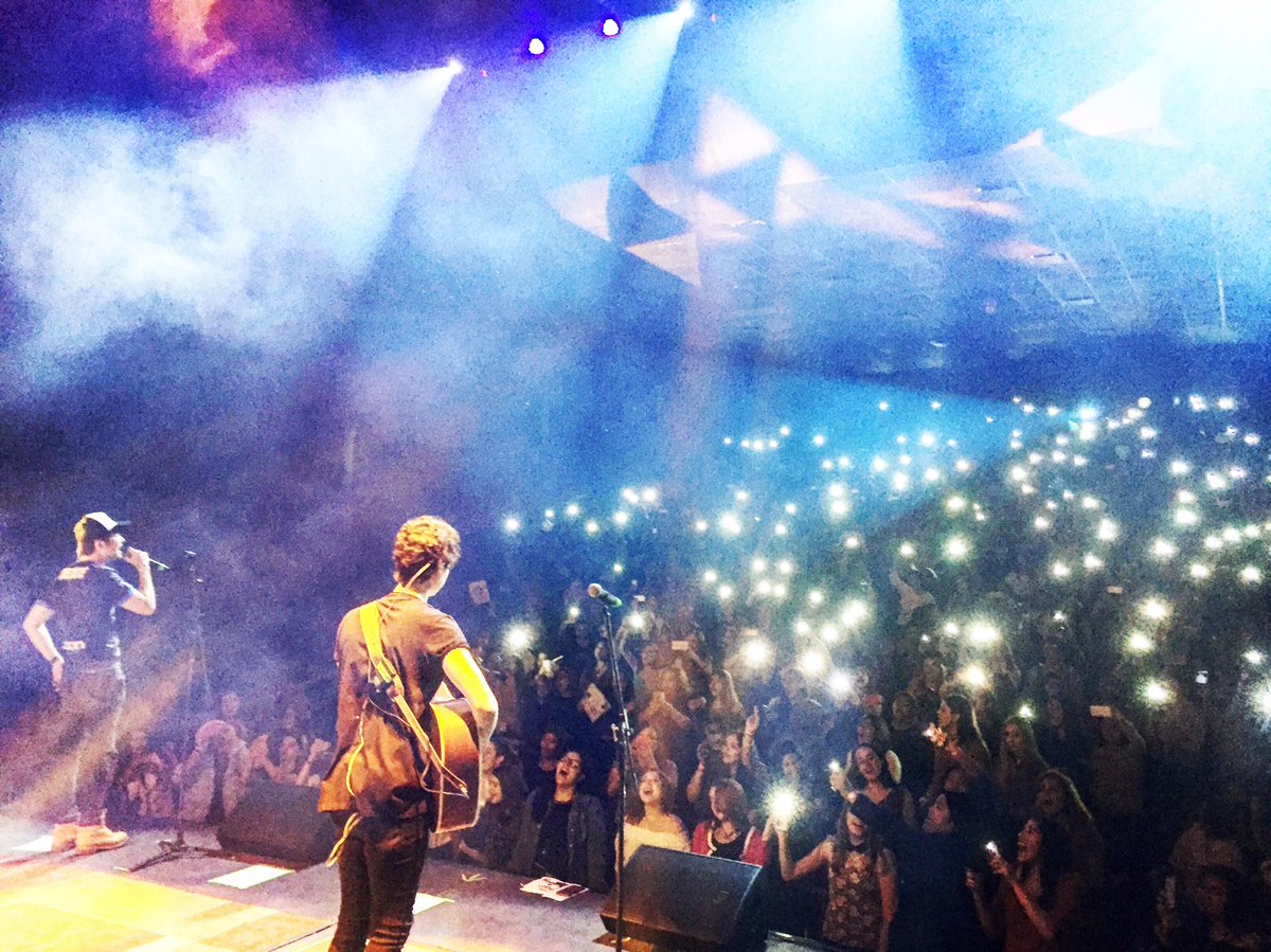 LucahOficial's tweet photo. #ElMomentoLucah https://t.co/FHSynBbTnB