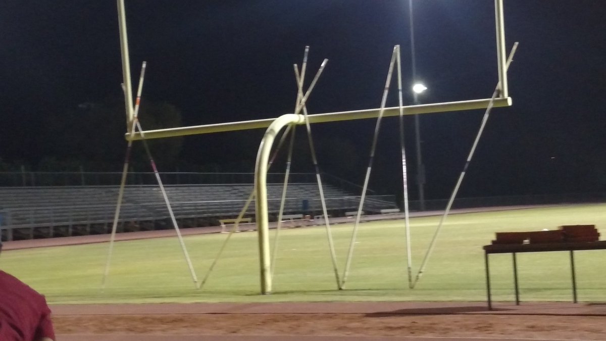 aztectrack's tweet photo. Mitch 💛 https://t.co/X0nYLdaYep