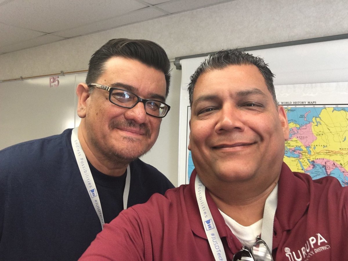 joseramirezedu's tweet photo. Thank you @gamiroo1969 for attending my presentation "Tech in the science classroom" #techfest16 #jusdshares @MMSMustangs https://t.co/OoQXsuLEYe