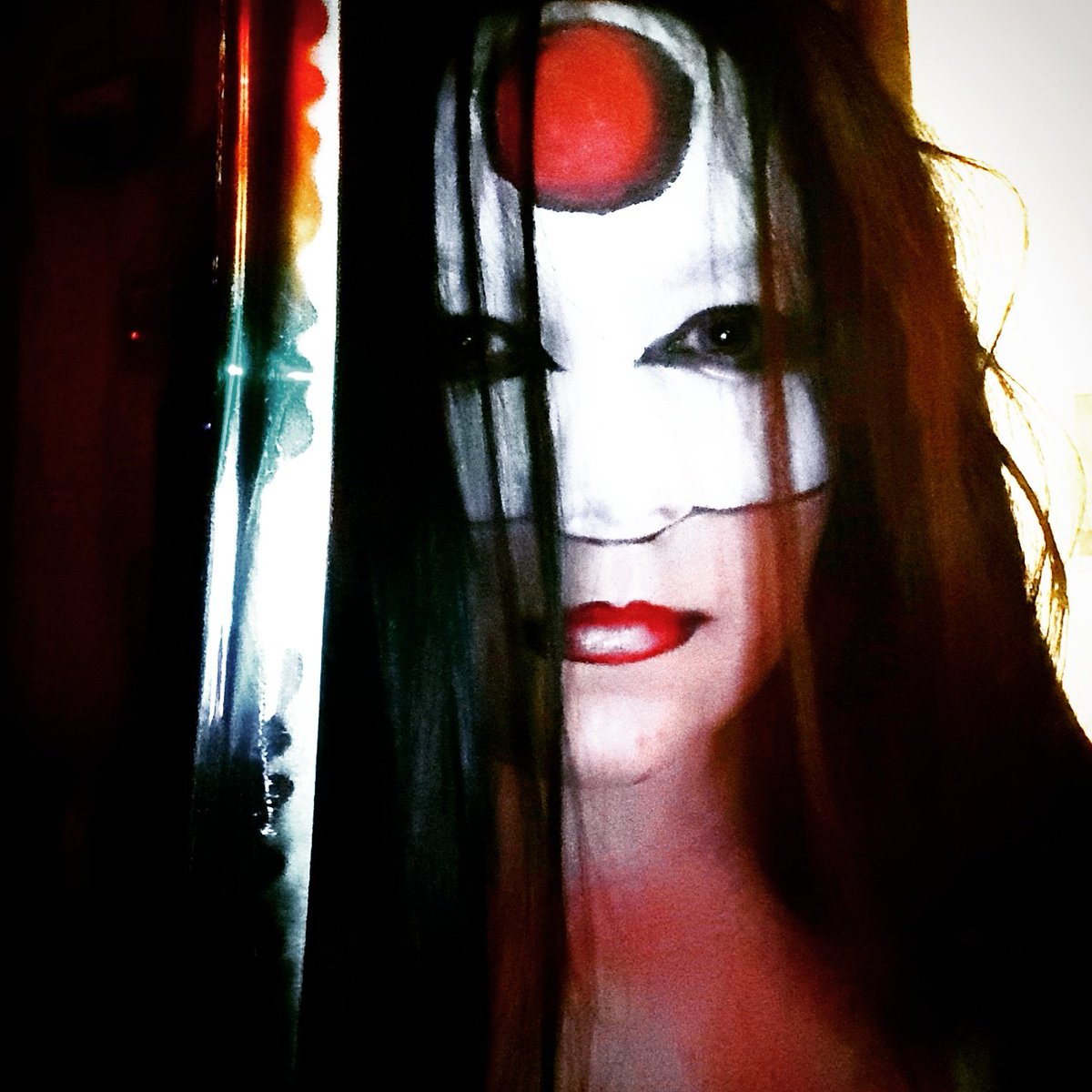 IvyFrantum's tweet photo. #kitanamakeup #kitana #SuicideSquad #suicidesquadmovie #makeup #Halloween #halloweenmakeup #costumemakeup https://t.co/H0hrtscciH