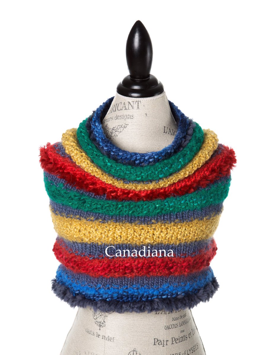 CindyGobleInc's tweet photo. I could have used this earlier to keep me warm @cottagelife show #canadiana #infinityshawl https://t.co/Xen6pFZClN