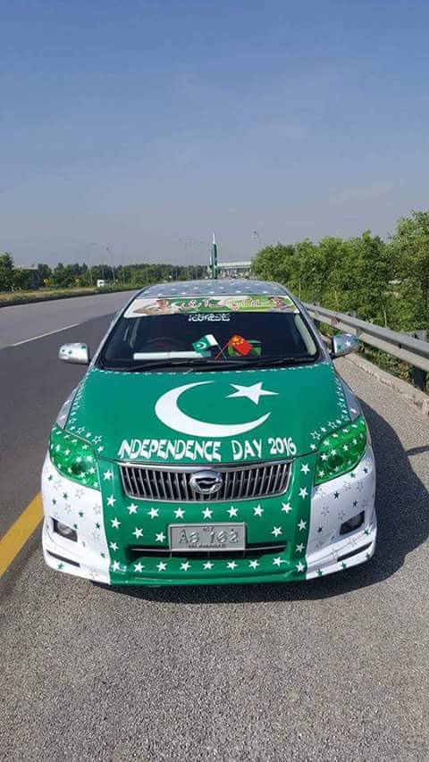 ProudOfPakistan's tweet photo. Pakistan Style 
Pakistani Parchem
#ProudtobAPakistani #GreanTeam #PakArmy https://t.co/6P0jxcu4fx