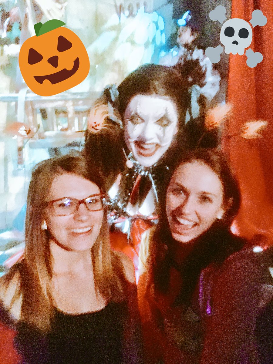 Hudatt's tweet photo. @HorrorNightsORL #HHN26 #AChanceinHell https://t.co/jtvlSKQqeE
