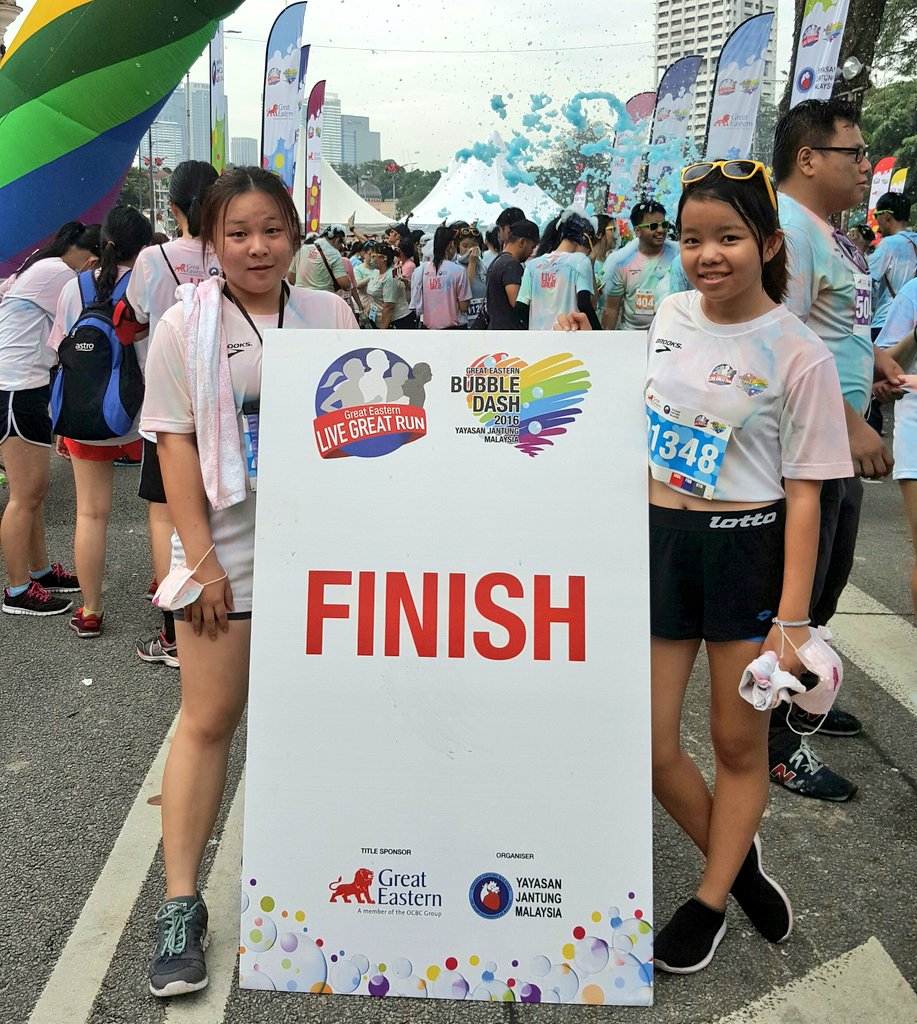 limrachel97's tweet photo. My first marathon #bubbledash #dataranmerdeka #greateastern https://t.co/2YxE3keg0Y