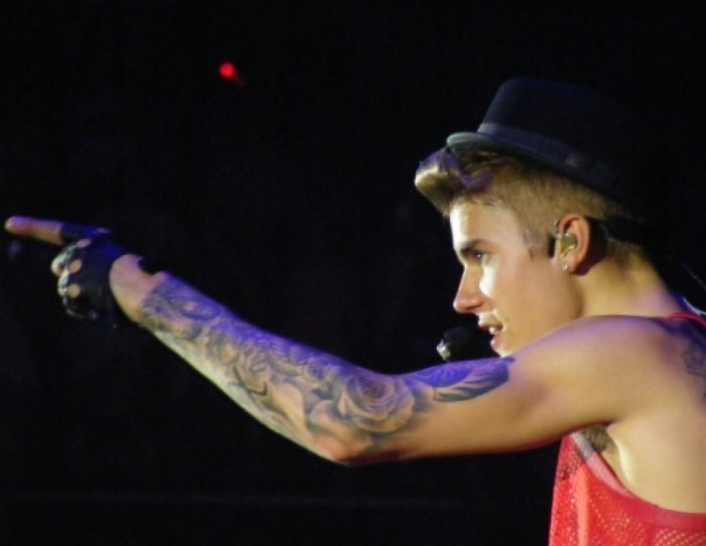 biebertobizzle's tweet photo. Throwback to #believetour in Sydney 2013 @justinbieber so ready for purpose 2017 ❤️ https://t.co/ZAY1uOBJNU