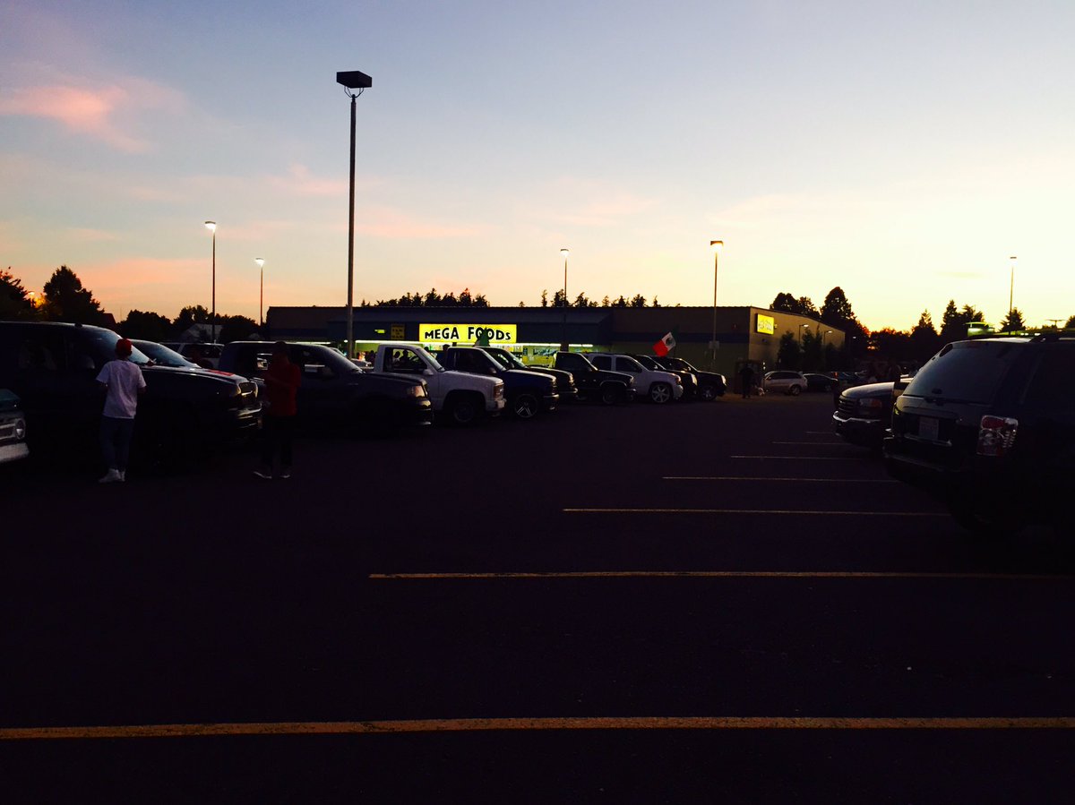 503Trucks's tweet photo. 503Trucks 🇲🇽💯 #WoodTown #OregonTrucks #Woodz #503 #Trokiando #TruckMeet https://t.co/0P8sPnDfzY