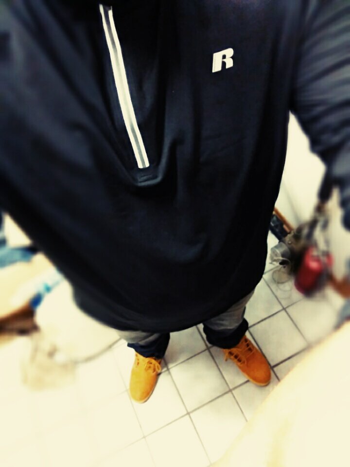 ThaRealGottikid's tweet photo. ⛅👕👖👟😋💯 https://t.co/U7bdWNy0dj