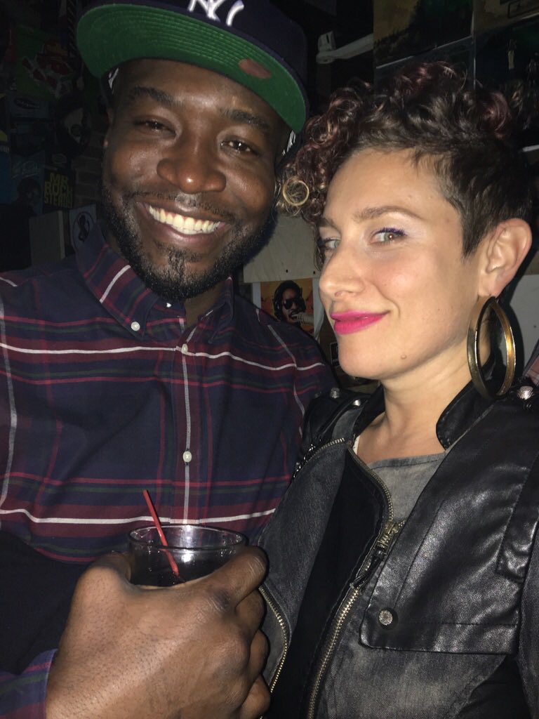 therealEternia's tweet photo. Running into THIS guy 100% by chance in a city of 8.4 million after 3 years?!
#HighlightofMyNight
#GodTings
#FromTimeG
#RIPSouthpaw https://t.co/59Xg52kAKv