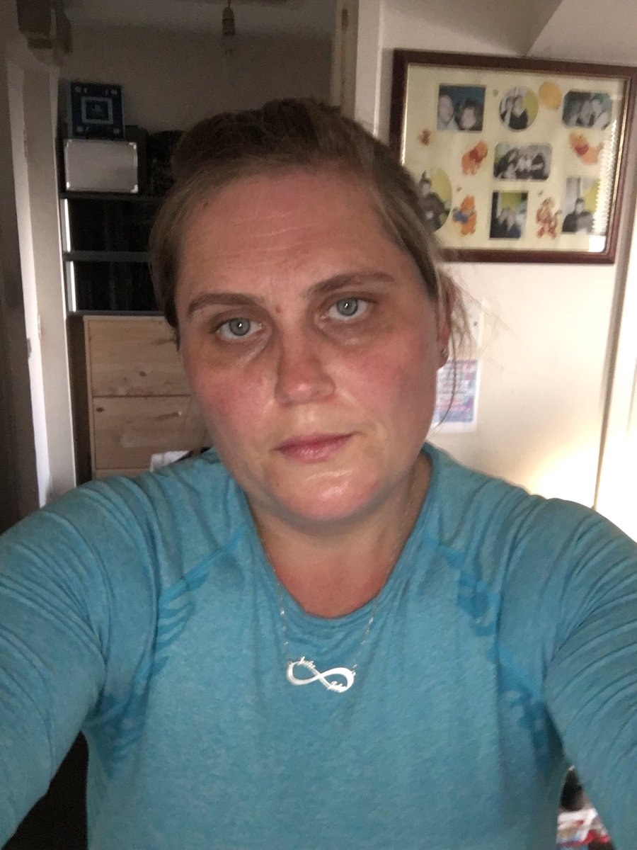 Shanybabe1980's tweet photo. Just done davina 21 min challenge tough but good and abs workout too  @FitwithDavina @ThisisDavina #5weekfit https://t.co/z9XsoNIDYy