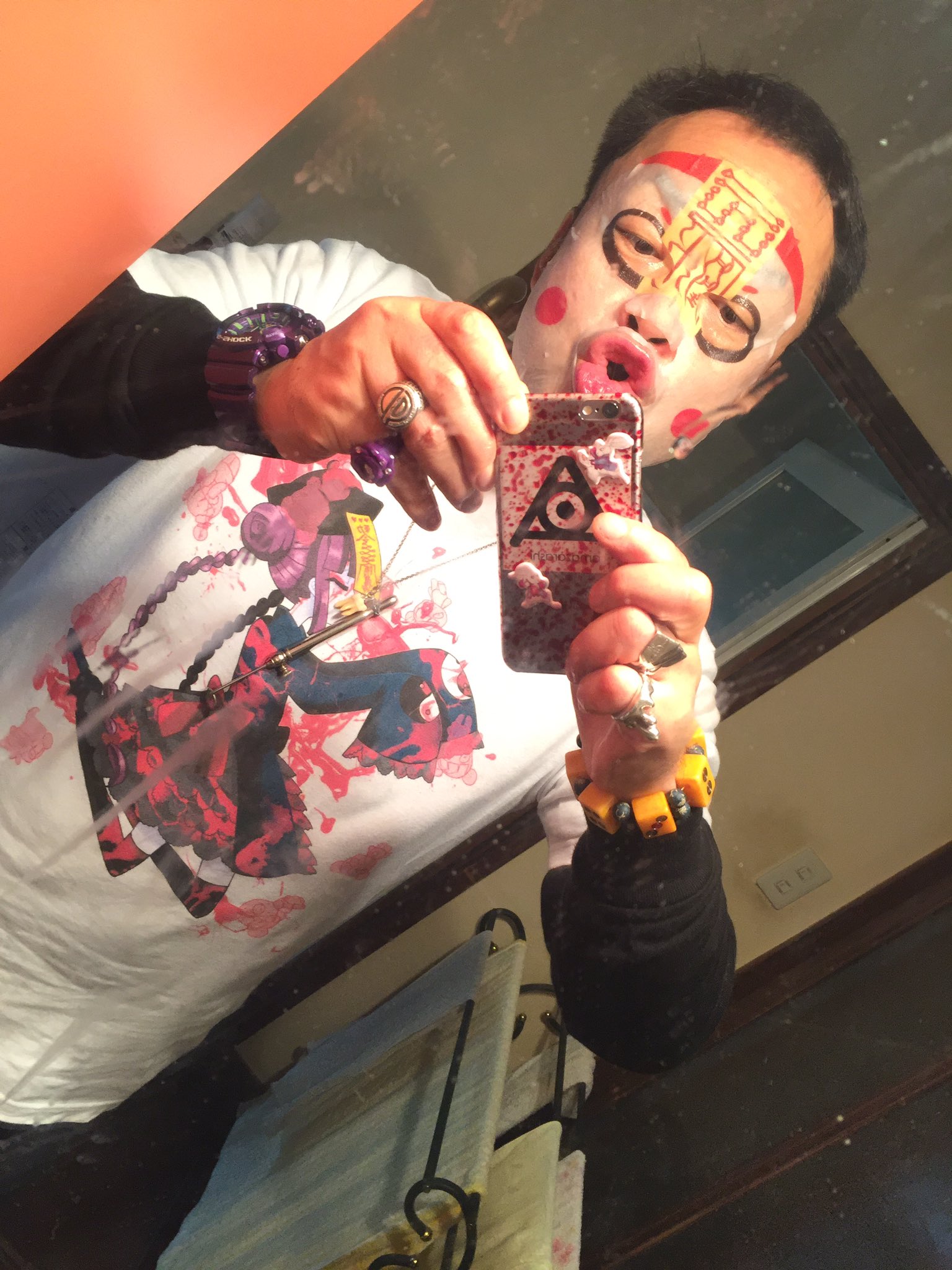 羅流ゥ Twitterissa 中崎町 Tenten城で購入した 芝めぐ キョンシーtシャツ Megupipi666 を着て キョンシーパック Iphoneケースは Ayacho Miniayacho 血飛沫 Ver Amazarashi 虚無病 イベント 入手したステッカーとコラボ T Co 羅流ゥ Twitterissa 中崎町 Tenten城で購入した 芝めぐ キョンシーtシャツ Megupipi666 を着て キョンシーパック Iphoneケースは Ayacho Miniayacho 血飛沫 Ver Amazarashi 虚無病 イベント 入手したステッカーとコラボ T Co