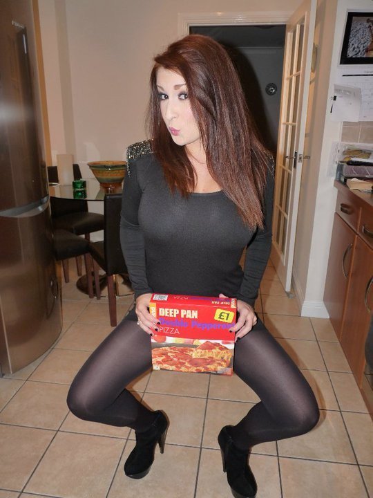UKSelfieSnaps's tweet photo. RT if you want to share my hot pizza?
https://t.co/sU5CJUwiA1

Follow @SexyUKSluts for more chav sluts https://t.co/TlilbSTq9K