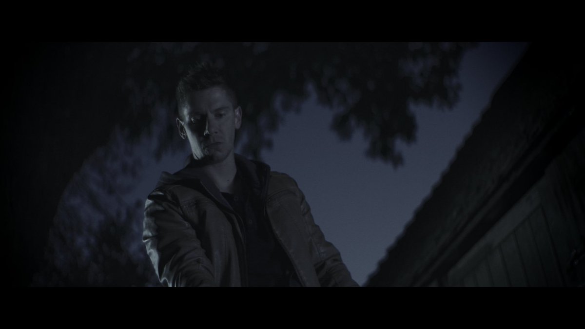 F R A C T U R E D (@fracturedmovie) on Twitter photo Second official #productionstill of <a href="/_karldavies/">Karl Davies</a> from the final movie! #leicestersquare #premiere in 6 days! #horror #horrorfilm #halloween Second official #productionstill of <a href="/_karldavies/">Karl Davies</a> from the final movie! #leicestersquare #premiere in 6 days! #horror #horrorfilm #halloween