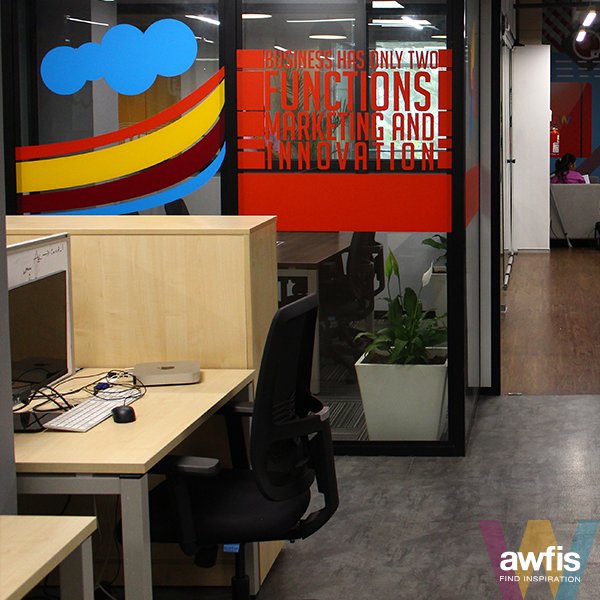 myawfis's tweet photo. #Productive #performance is inspired by your surroundings. What better way to do that than have quotes on walls, glasses and doors? #myawfis https://t.co/arvY7qJfez