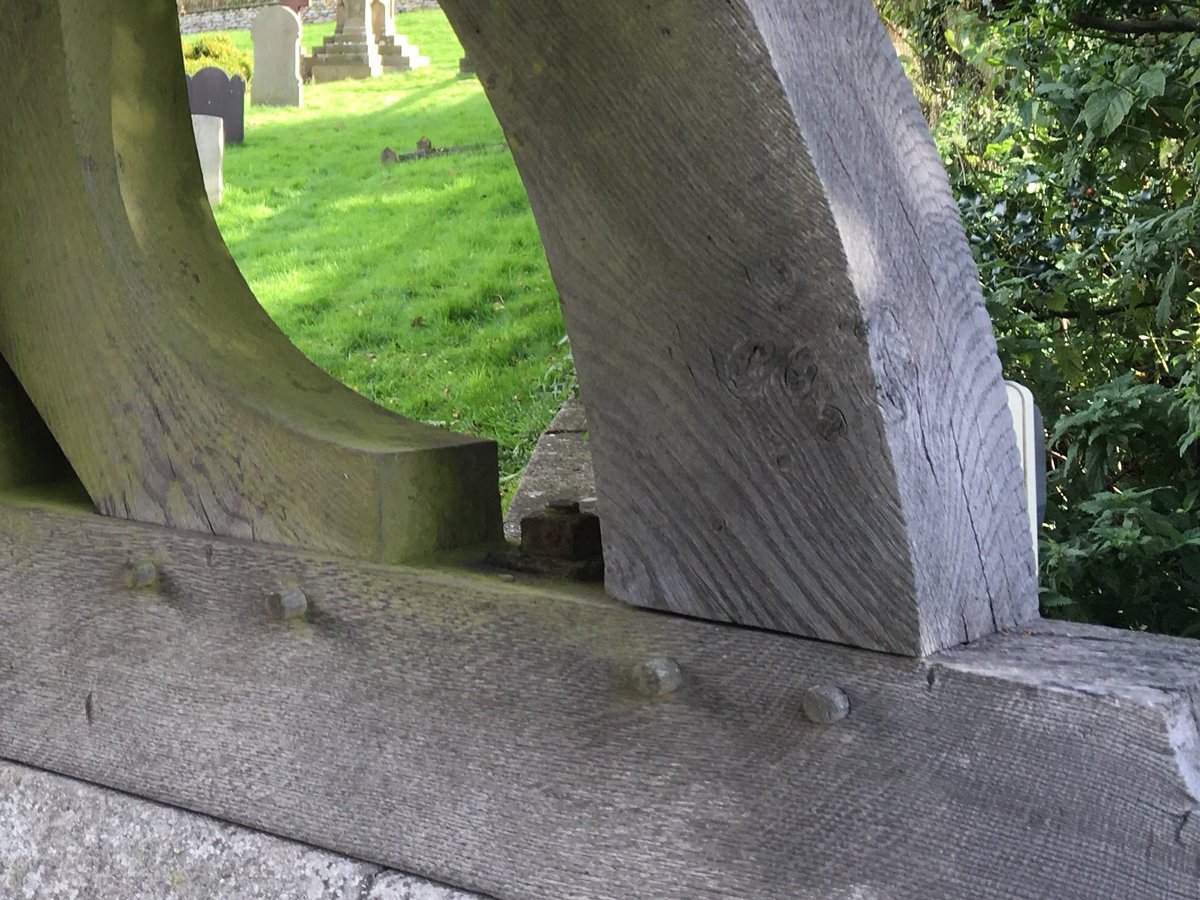 constructionERC's tweet photo. Excellent examples of pegged tenons and fantastic view of rafters on entrance canopy to Brantingham church #Occ38 https://t.co/0qpHVOQEIP