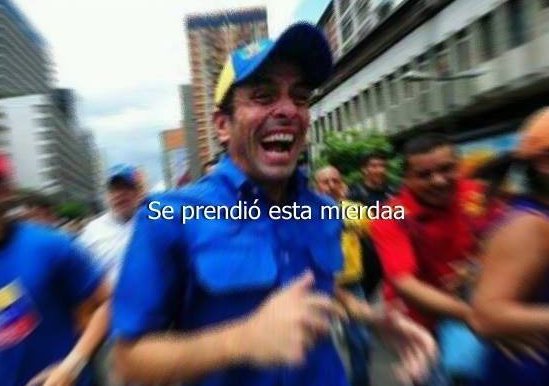 LegalmenteLuis's tweet photo. - Marico yo tengo una de ron.
- Yo la Coca Cola https://t.co/KfdDmtS01o
