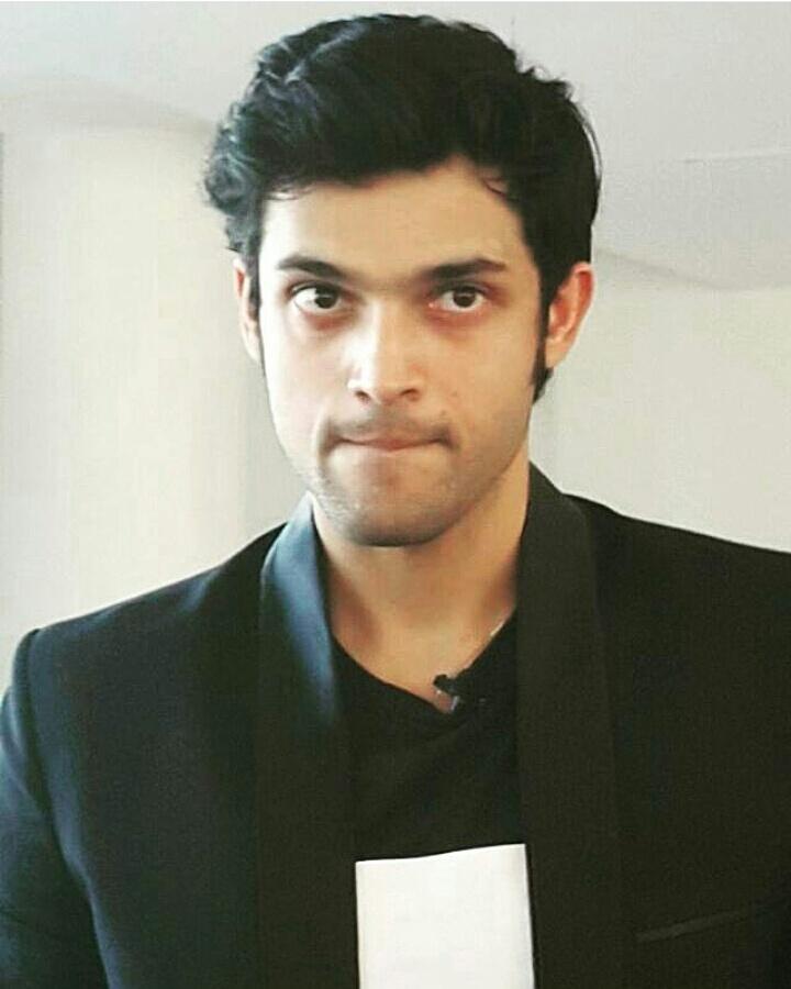 Pialuvps's tweet photo. #ParthSamthaan 😍😍 https://t.co/v6QJOQvaFv