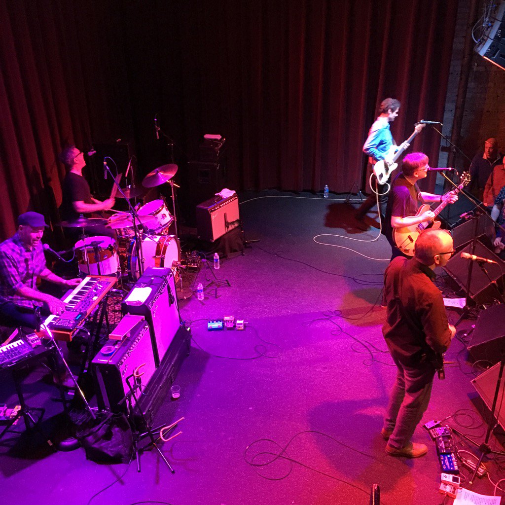 coolguitarboy's tweet photo. feels like a @TeenageFanclub night. https://t.co/DiZtdikleb